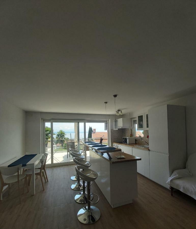 Apartments Irina Icici Bagian luar foto