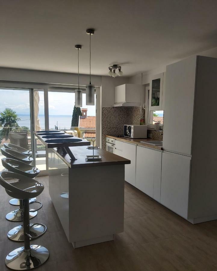 Apartments Irina Icici Bagian luar foto